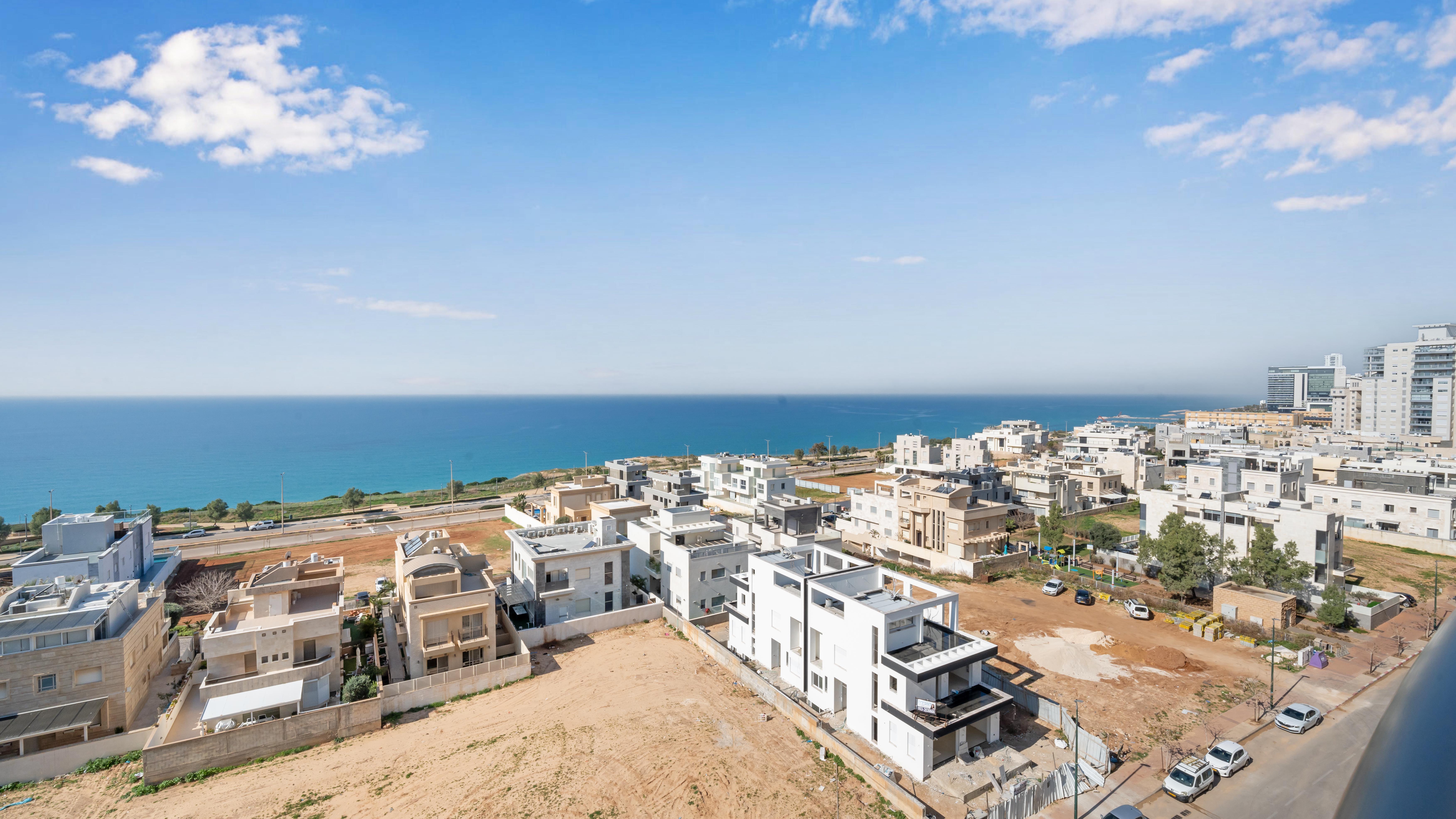 Penthouse Netanya I 