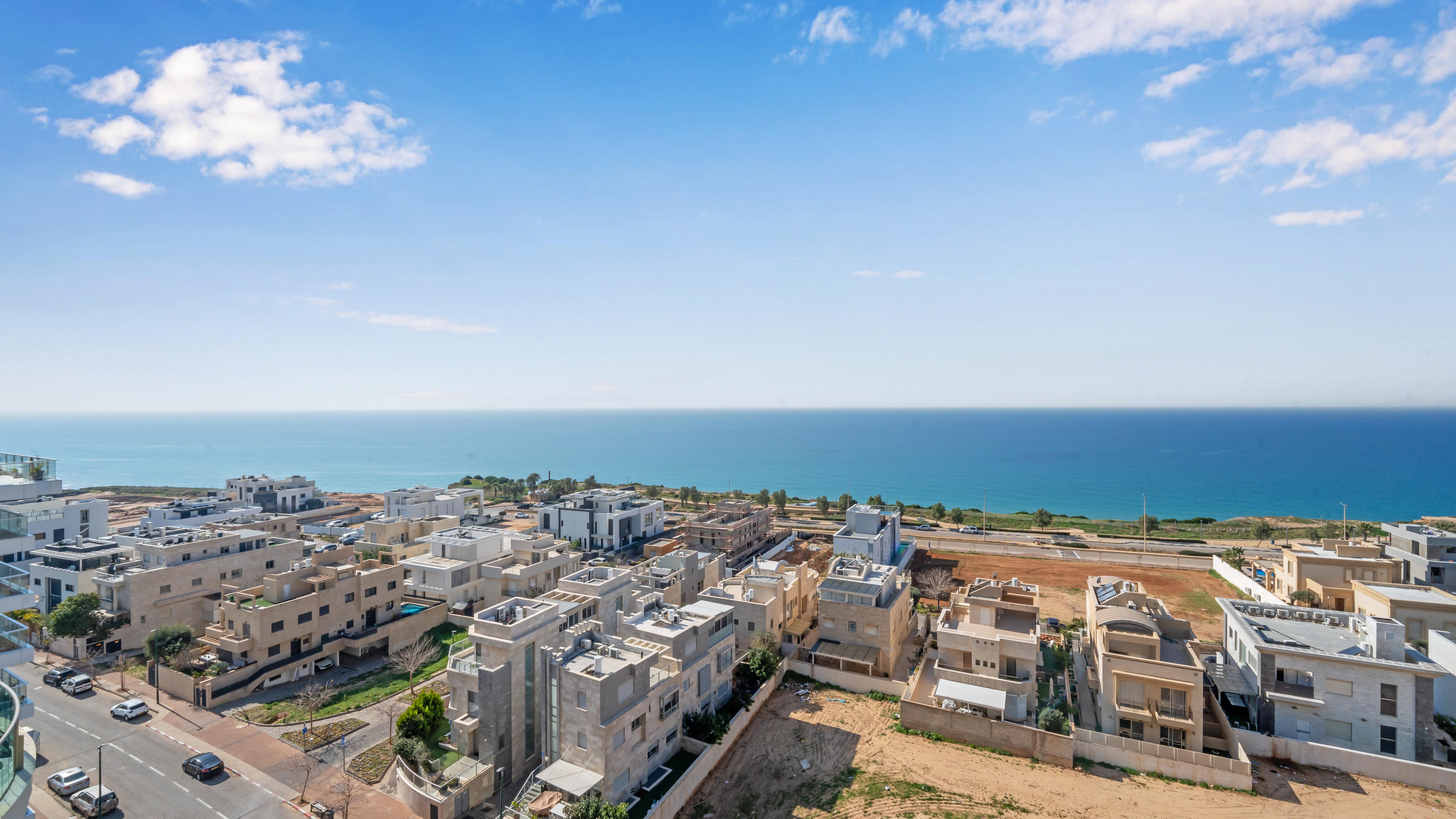 Penthouse Netanya I 